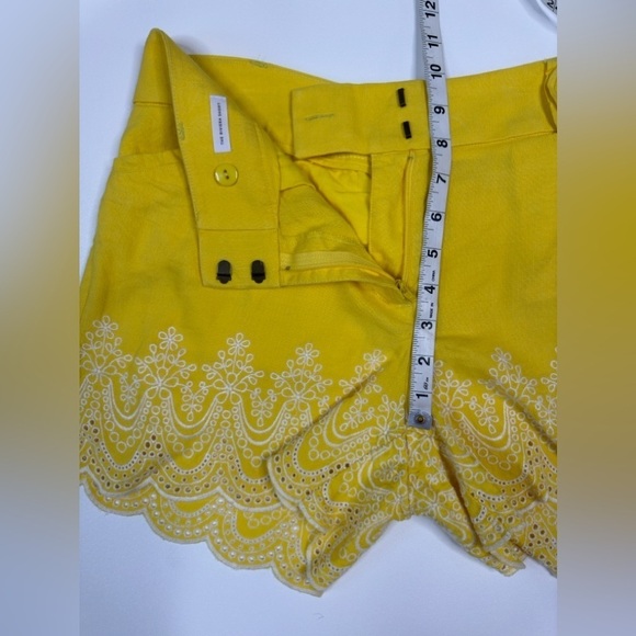 LOFT Linen Blend Riviera Lace Trim Bermuda Shorts Size 4 - Picture 5 of 7